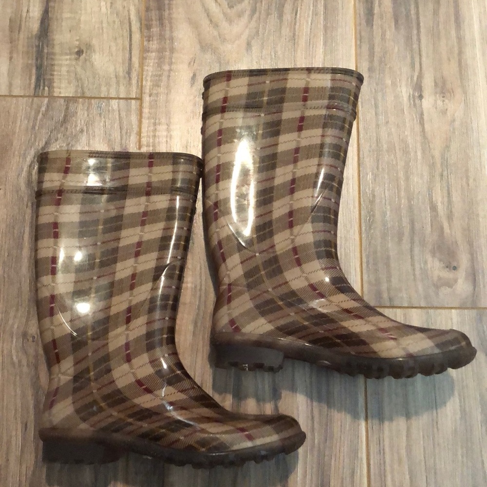 G&G check rain boots size 10